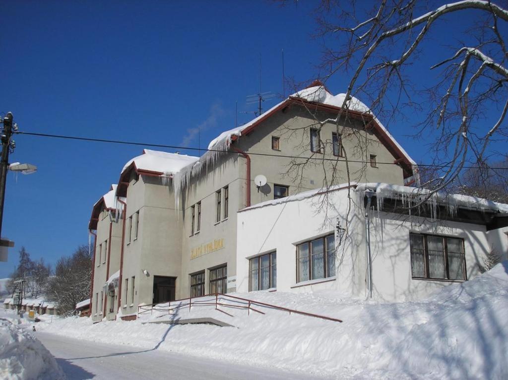 Hotel Zlata Vyhlidka Benecko Exterior photo